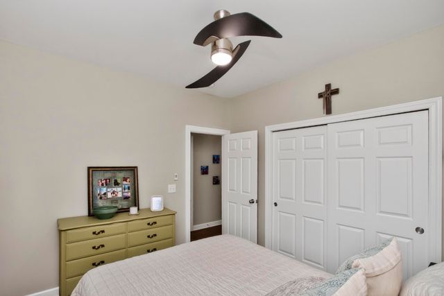 198 Cobbler Cir, Hendersonville, TN 37075