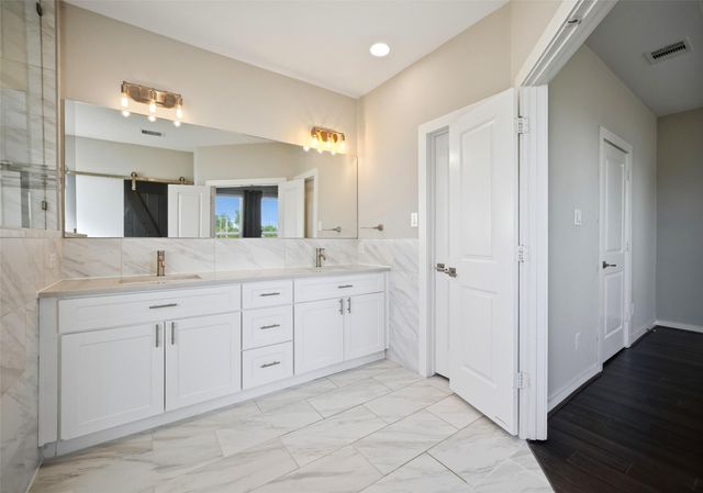 605 Dumble Street, Houston, TX 77023