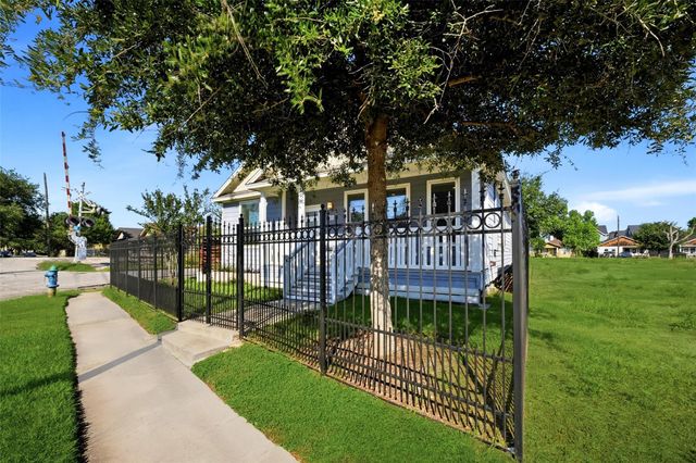 605 Dumble Street, Houston, TX 77023