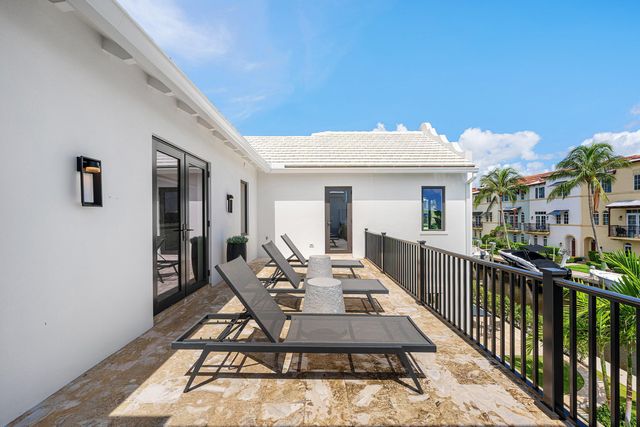 819 Bamboo Lane, Delray Beach, FL 33483