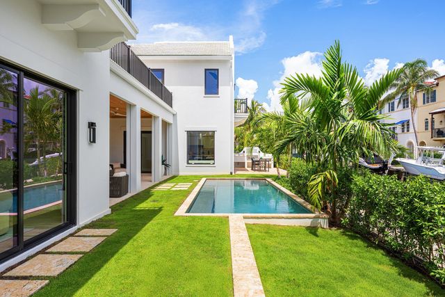 819 Bamboo Lane, Delray Beach, FL 33483