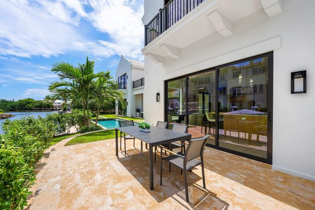 819 Bamboo Lane, Delray Beach, FL 33483
