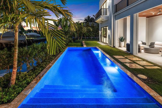 819 Bamboo Lane, Delray Beach, FL 33483