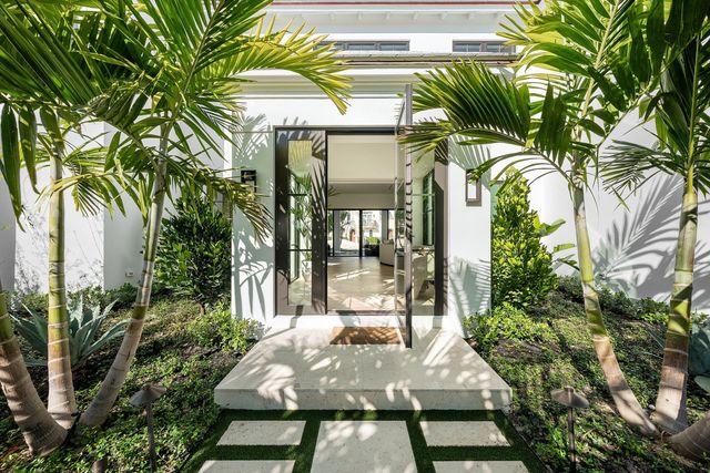 819 Bamboo Lane, Delray Beach, FL 33483