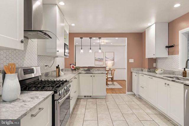 6451 FAIRLAND ST, Alexandria, VA 22312