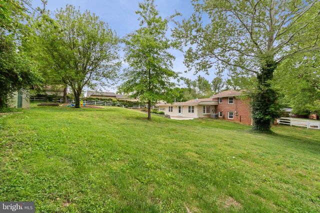 6451 FAIRLAND ST, Alexandria, VA 22312