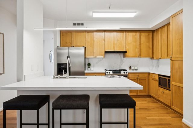 19503 Stevens Creek Boulevard 236, Cupertino, CA 95014