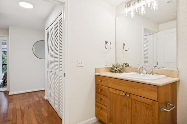 19503 Stevens Creek Boulevard 236, Cupertino, CA 95014