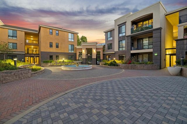 19503 Stevens Creek Boulevard 236, Cupertino, CA 95014
