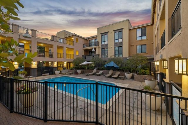 19503 Stevens Creek Boulevard 236, Cupertino, CA 95014