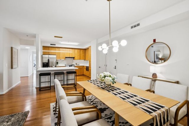 19503 Stevens Creek Boulevard 236, Cupertino, CA 95014