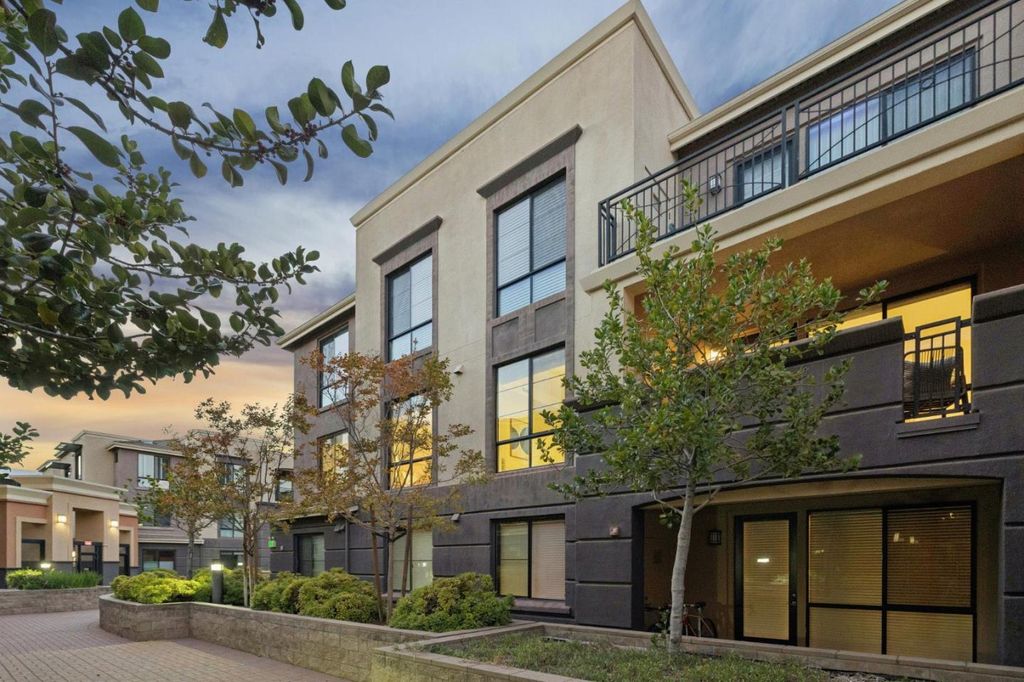 19503 Stevens Creek Boulevard 236, Cupertino, CA 95014