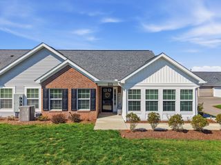 1042 Forest Oaks Drive, Center Twp, PA 16001