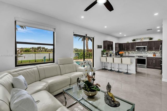 11709 SW 253rd St, Homestead, FL 33032