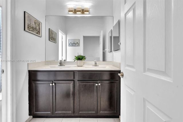 11709 SW 253rd St, Homestead, FL 33032