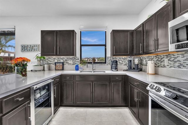 11709 SW 253rd St, Homestead, FL 33032