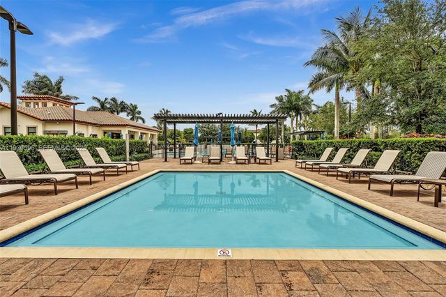 11709 SW 253rd St, Homestead, FL 33032