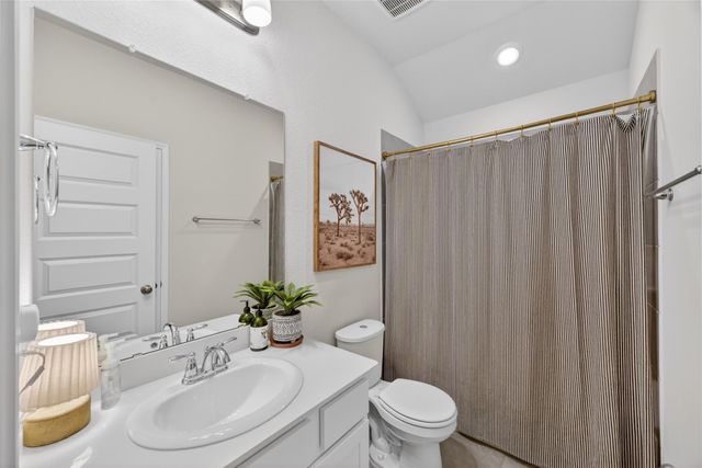 10109 Waterwall Lane, Texas City, TX 77591