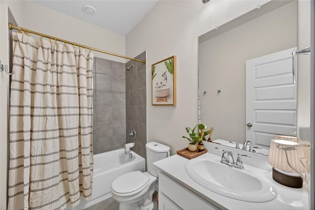 10109 Waterwall Lane, Texas City, TX 77591