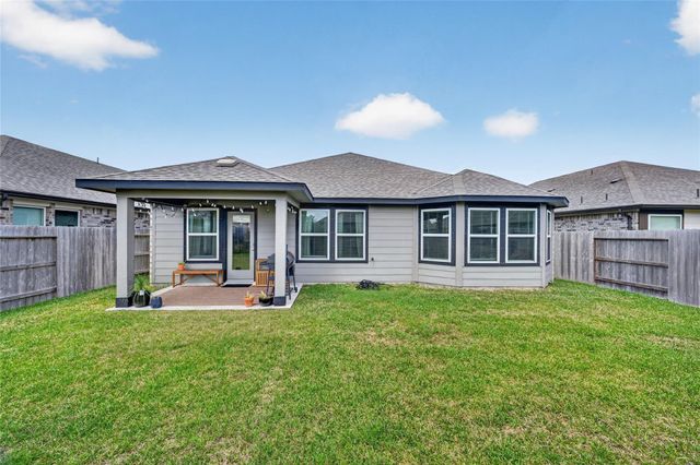 10109 Waterwall Lane, Texas City, TX 77591