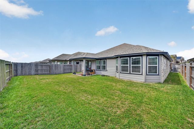 10109 Waterwall Lane, Texas City, TX 77591