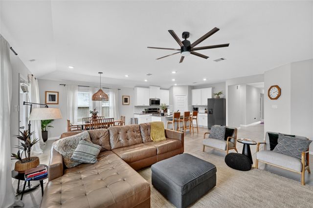 10109 Waterwall Lane, Texas City, TX 77591