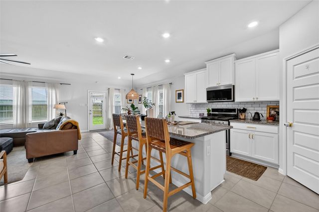 10109 Waterwall Lane, Texas City, TX 77591