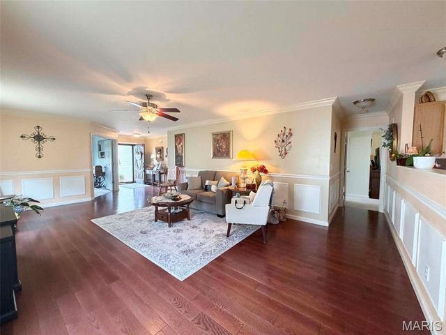 981 Koenig Drive, Godfrey, IL 62035