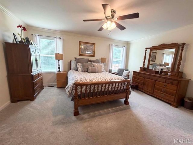 981 Koenig Drive, Godfrey, IL 62035