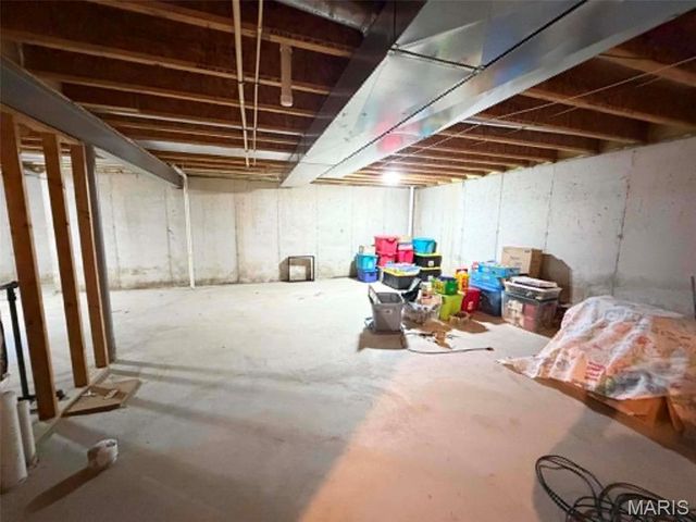981 Koenig Drive, Godfrey, IL 62035