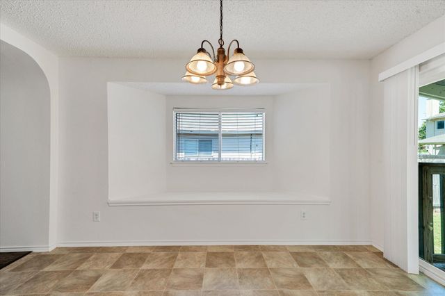 3602 Meadow Park DR, Round Rock, TX 78665