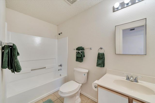 3602 Meadow Park DR, Round Rock, TX 78665