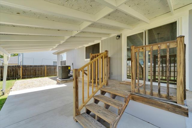 3602 Meadow Park DR, Round Rock, TX 78665