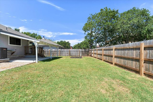 3602 Meadow Park DR, Round Rock, TX 78665