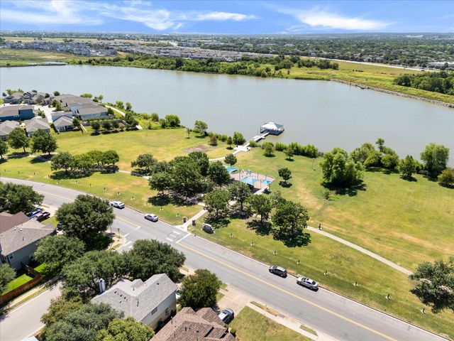 3602 Meadow Park DR, Round Rock, TX 78665