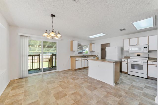 3602 Meadow Park DR, Round Rock, TX 78665