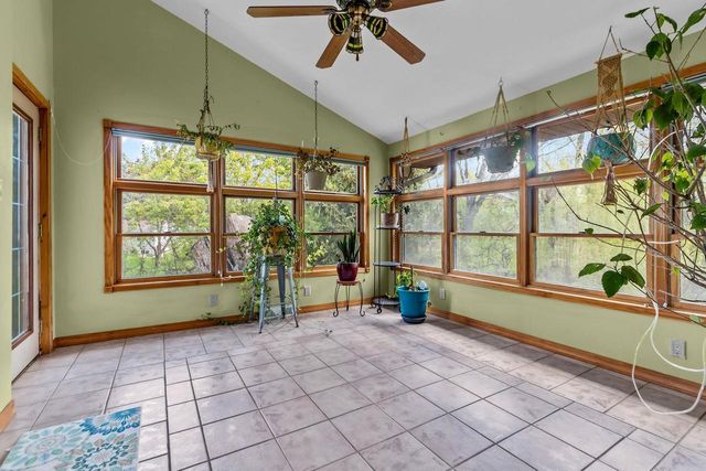 704 MILLER LANE COURT, Kaukauna, WI 54130