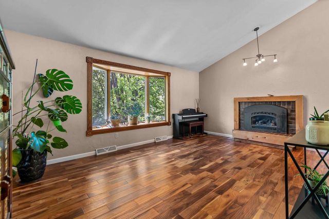 704 MILLER LANE COURT, Kaukauna, WI 54130