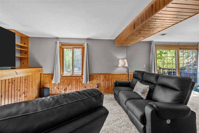 704 MILLER LANE COURT, Kaukauna, WI 54130