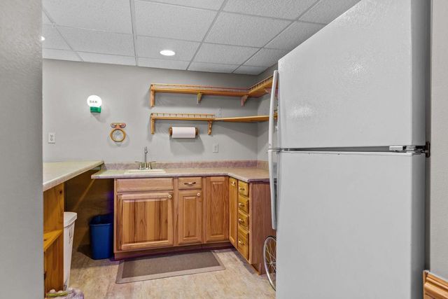 704 MILLER LANE COURT, Kaukauna, WI 54130