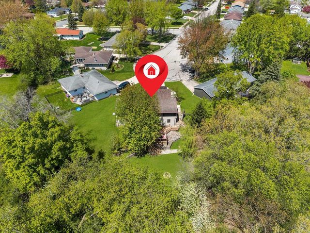 704 MILLER LANE COURT, Kaukauna, WI 54130