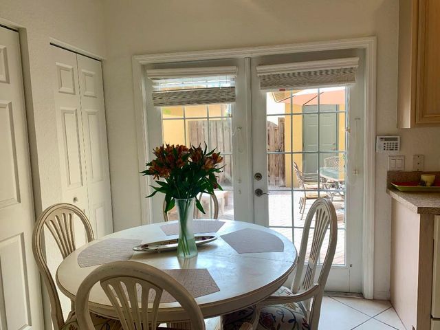 188 W Thatch Palm Circle, Jupiter, FL 33458