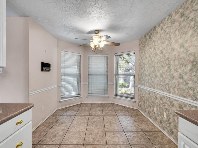 2819 Poplar Creek Lane, Pearland, TX 77584