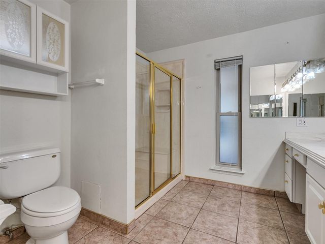 2819 Poplar Creek Lane, Pearland, TX 77584