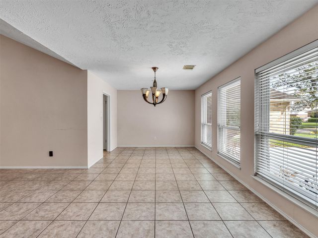 2819 Poplar Creek Lane, Pearland, TX 77584