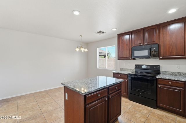 11216 W PIERSON Street, Phoenix, AZ 85037