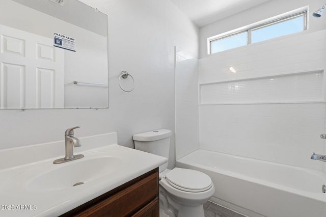 11216 W PIERSON Street, Phoenix, AZ 85037