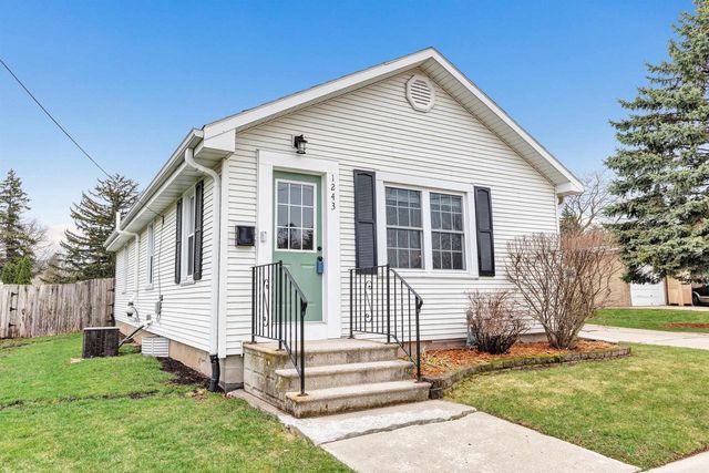 1243 ELMORE STREET, Green Bay, WI 54303