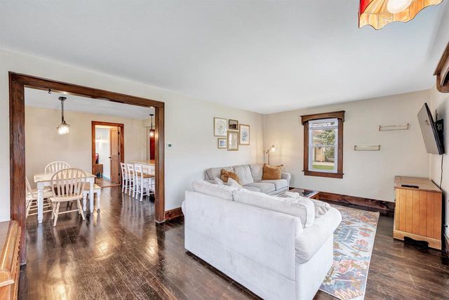 1243 ELMORE STREET, Green Bay, WI 54303
