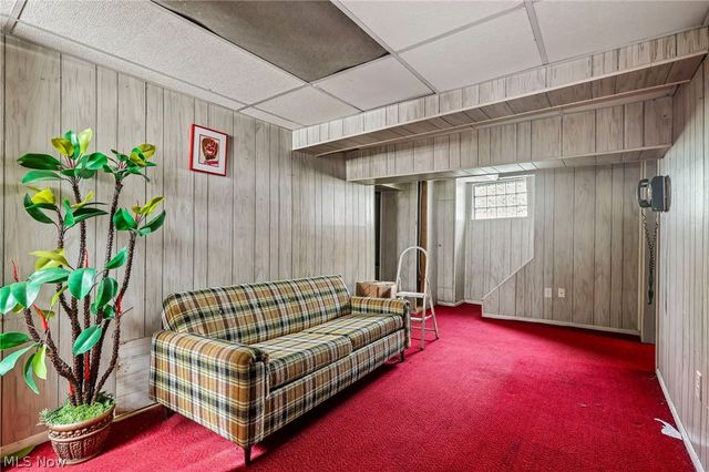549 Parkdale Drive, Akron, OH 44307